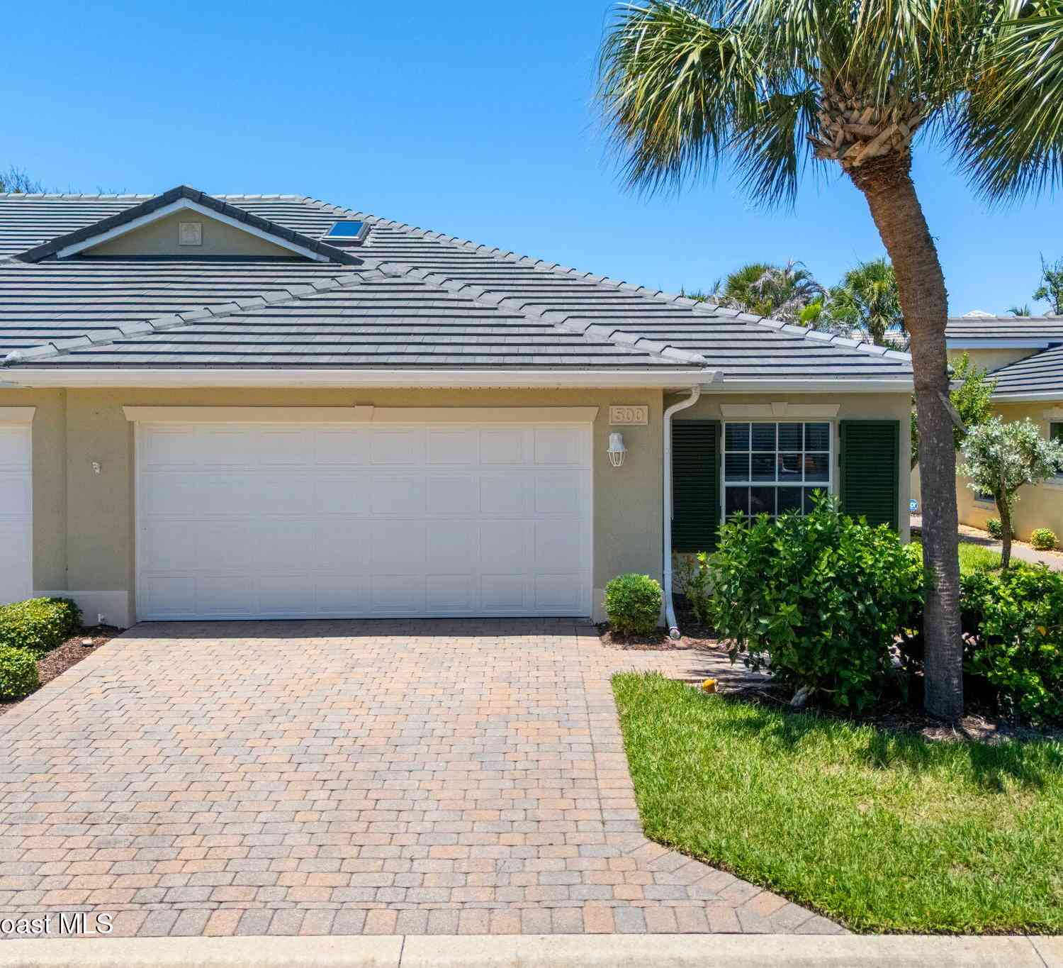 Townhouse For Sale - 500 Moray Place<br/> Melbourne Beach, FL 32951