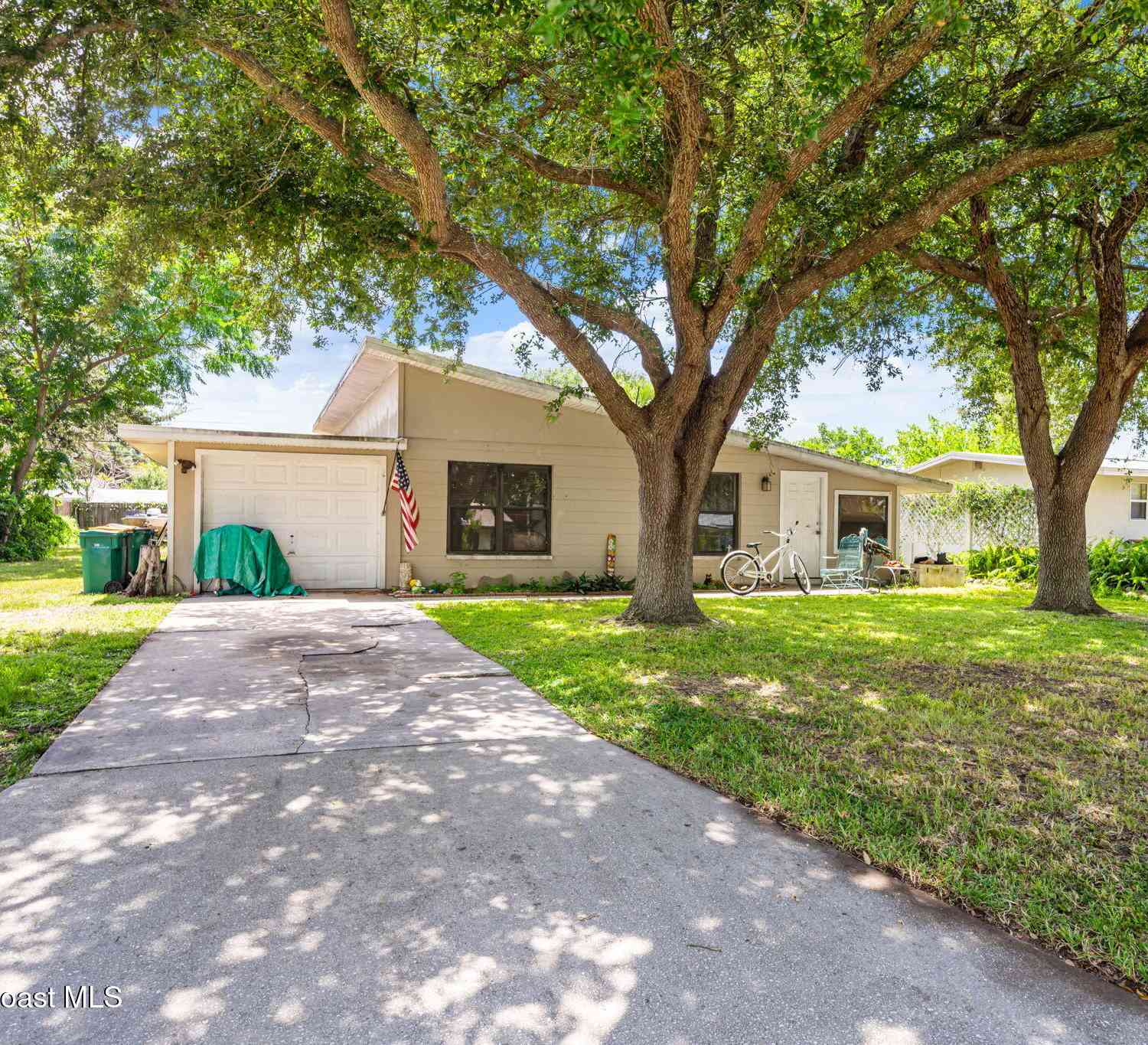 Homes For Sale - 132 Virginia Road<br/> Brevard County, Melbourne, FL 32904