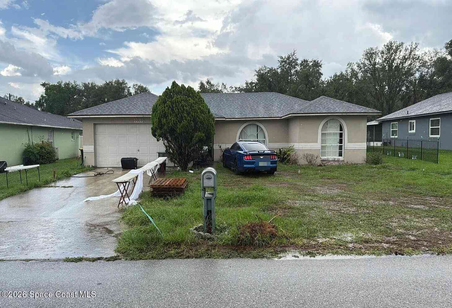 Homes For Sale - 1010 W Dossey Road<br/> Polk County, Lakeland, FL 33811