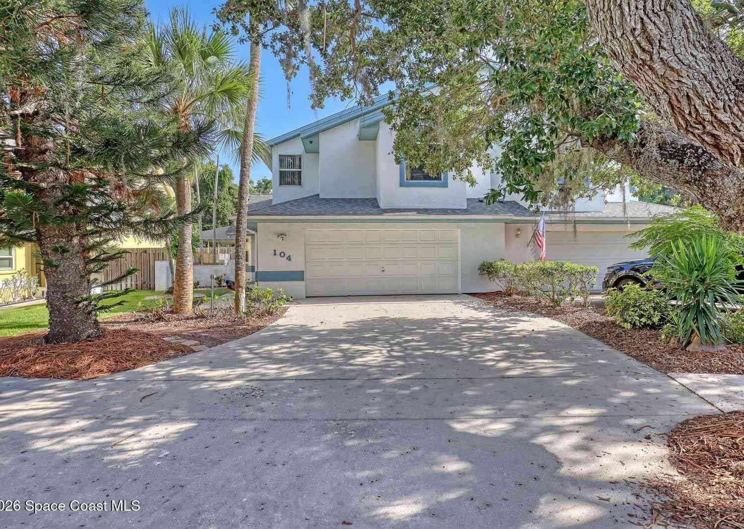 Townhouse For Sale - 104 Ocean Garden Lane<br/> Brevard County, Cape Canaveral, FL 32920