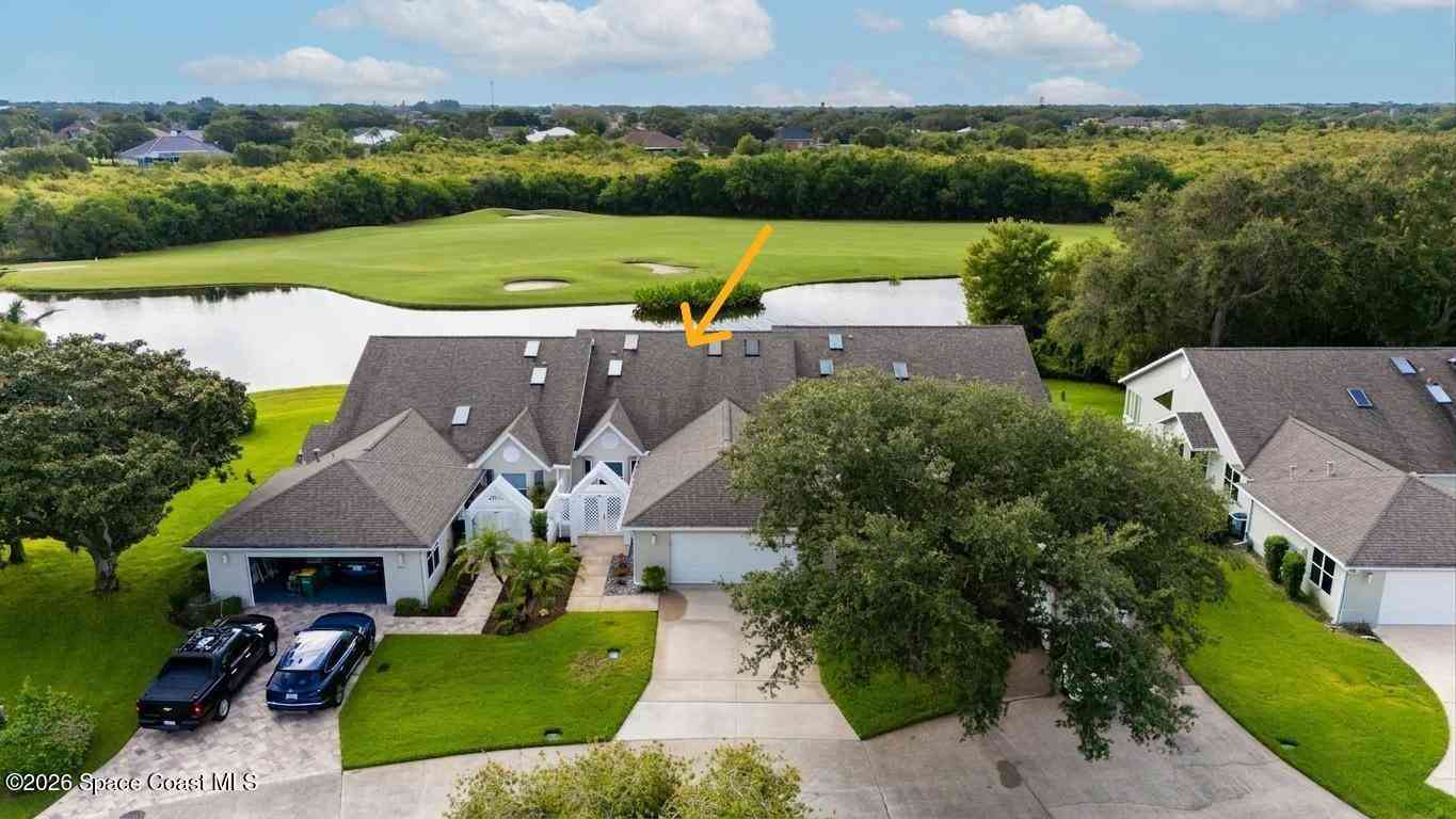 Townhouse For Sale - 811 Oakwood Drive<br/> Brevard County, Melbourne, FL 32940