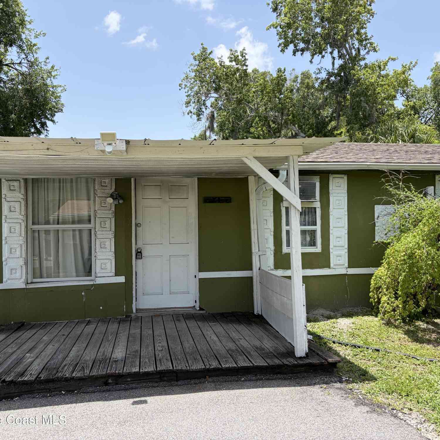 Multifamily For Rent - 329 Pine Avenue #E<br/> Cocoa, FL 32922