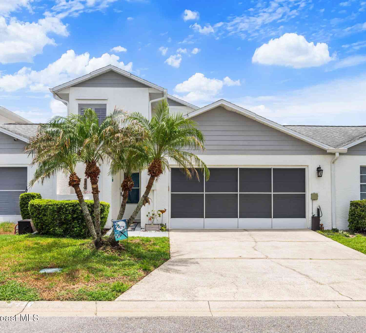 Townhouse For Sale - 903 Castle Pines Court<br/> Brevard County, Melbourne, FL 32940