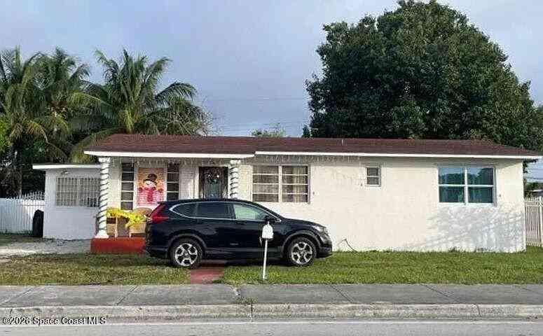 Homes For Sale - 3231 NW 151st Street<br/> Miami Dade County, Miami Gardens, FL 33056