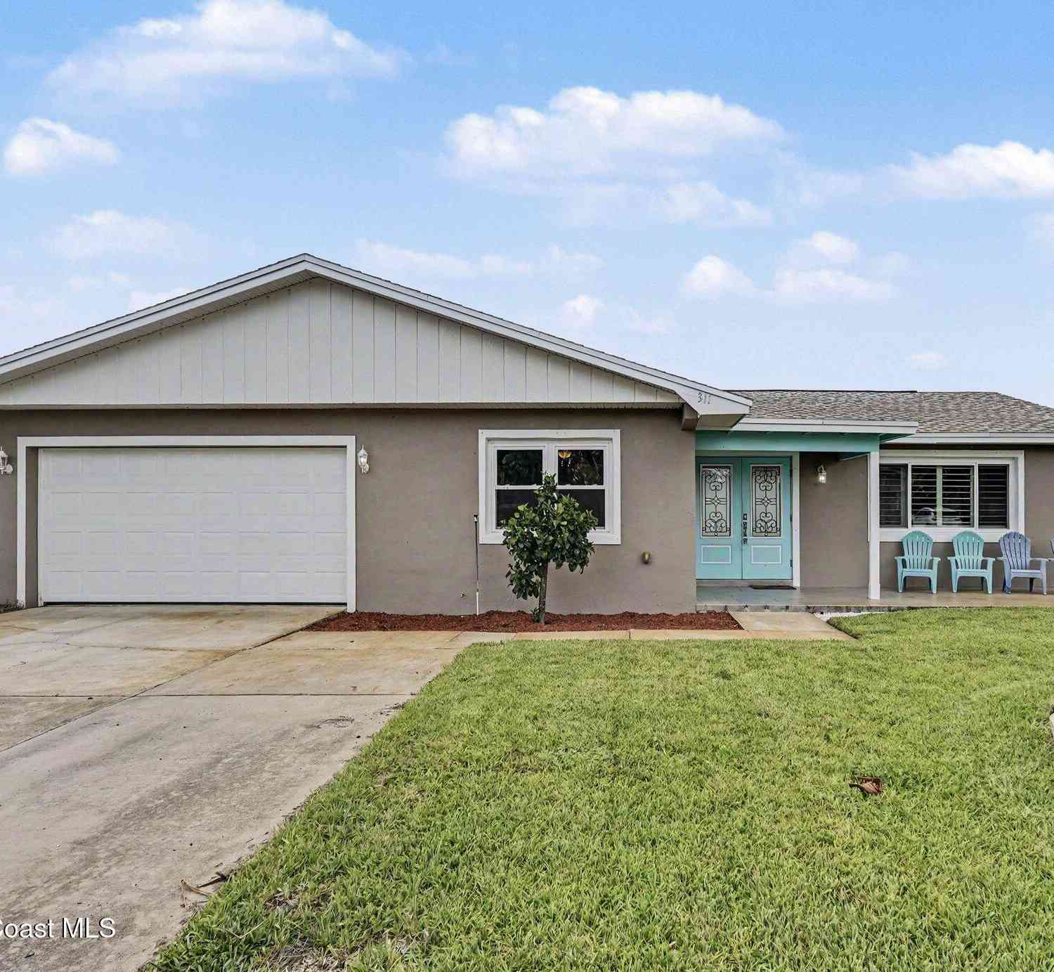 Homes For Sale - 311 Seabreeze Drive<br/> Indialantic, FL 32903
