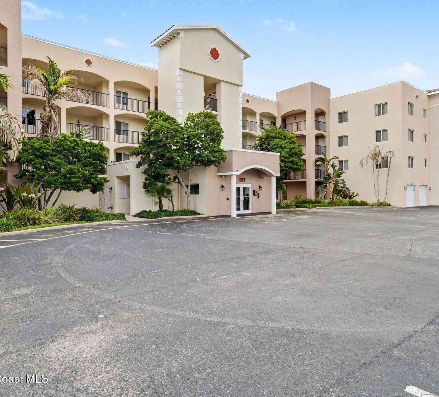 Condo For Sale - 123 Lancha Circle #105<br/> Brevard County, Satellite Beach, FL 32937