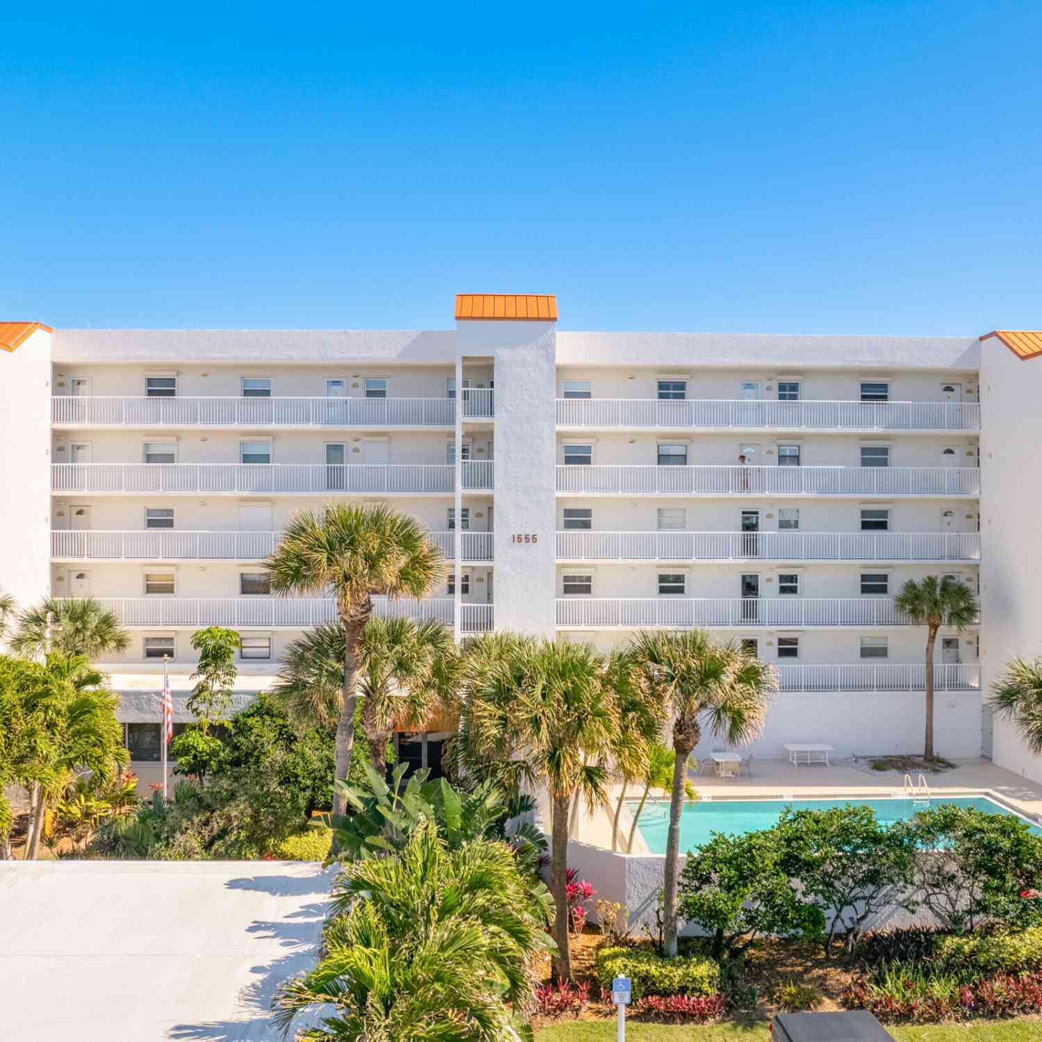 Condo For Sale - 1555 N Highway A1a #305<br/> Indialantic, FL 32903