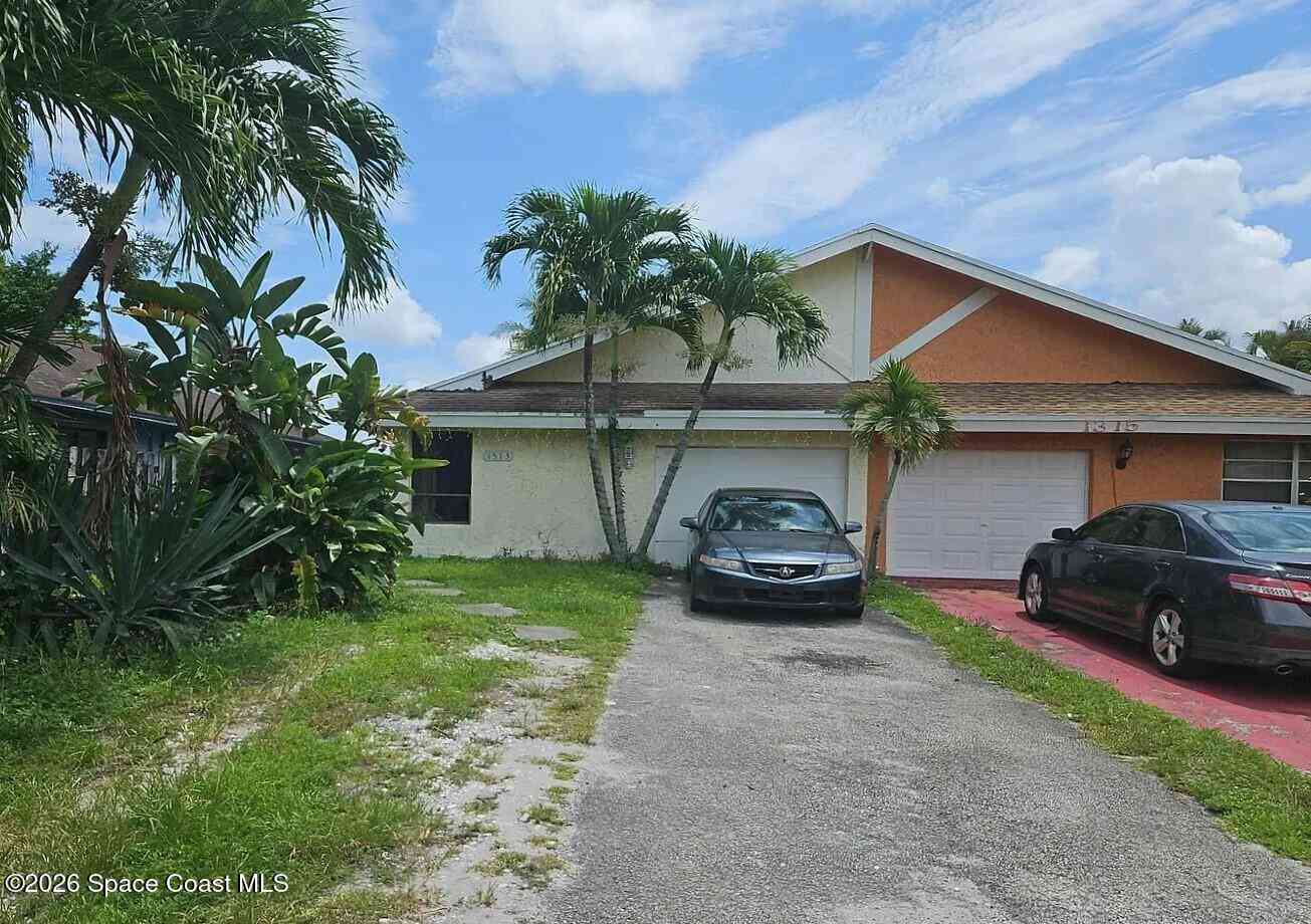 Townhouse For Sale - 1313 SW 75th Avenue<br/> Broward County, North Lauderdale, FL 33068