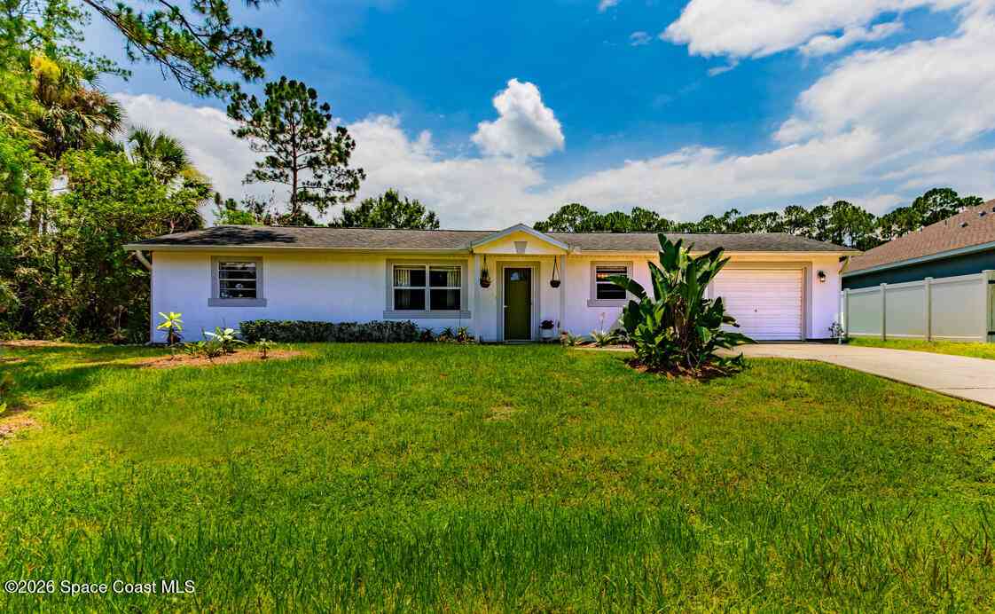 Homes For Sale - 651 David Circle<br/> Palm Bay, FL 32908