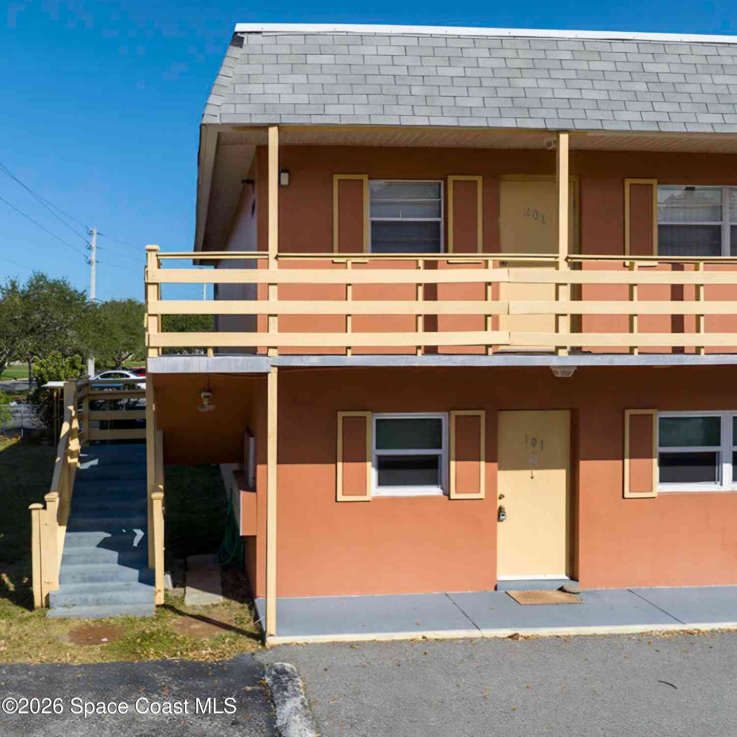 Condo For Sale - 400 Catalina Road #101<br/> Cocoa Beach, FL 32931