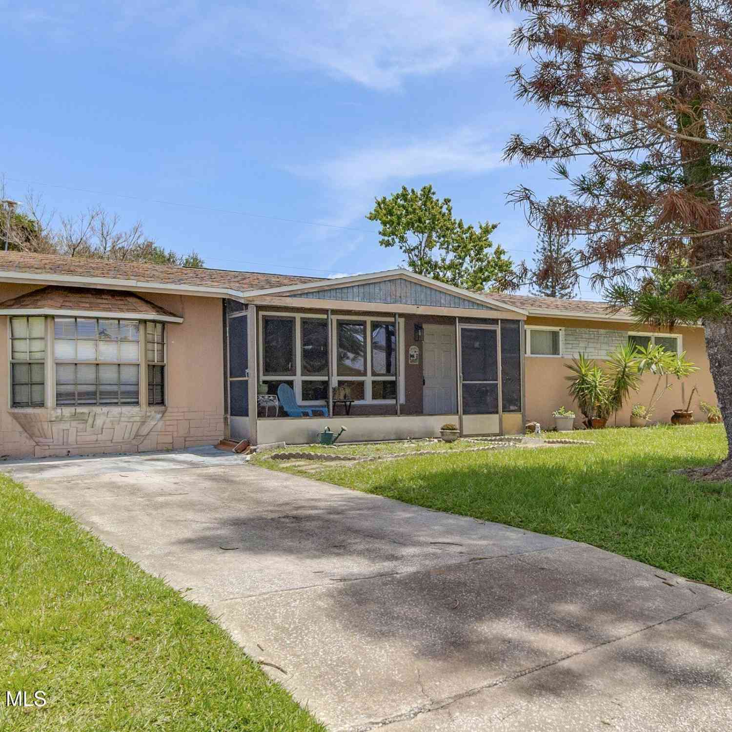 Homes For Sale - 1302 Sunwood Drive<br/> Melbourne, FL 32935