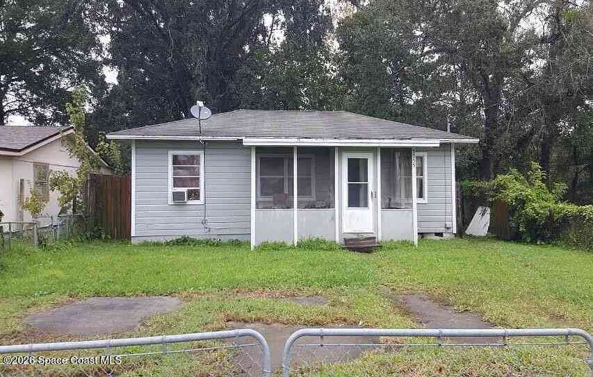 Homes For Sale - 5555 Tyler Avenue<br/> Jacksonville, FL 32256