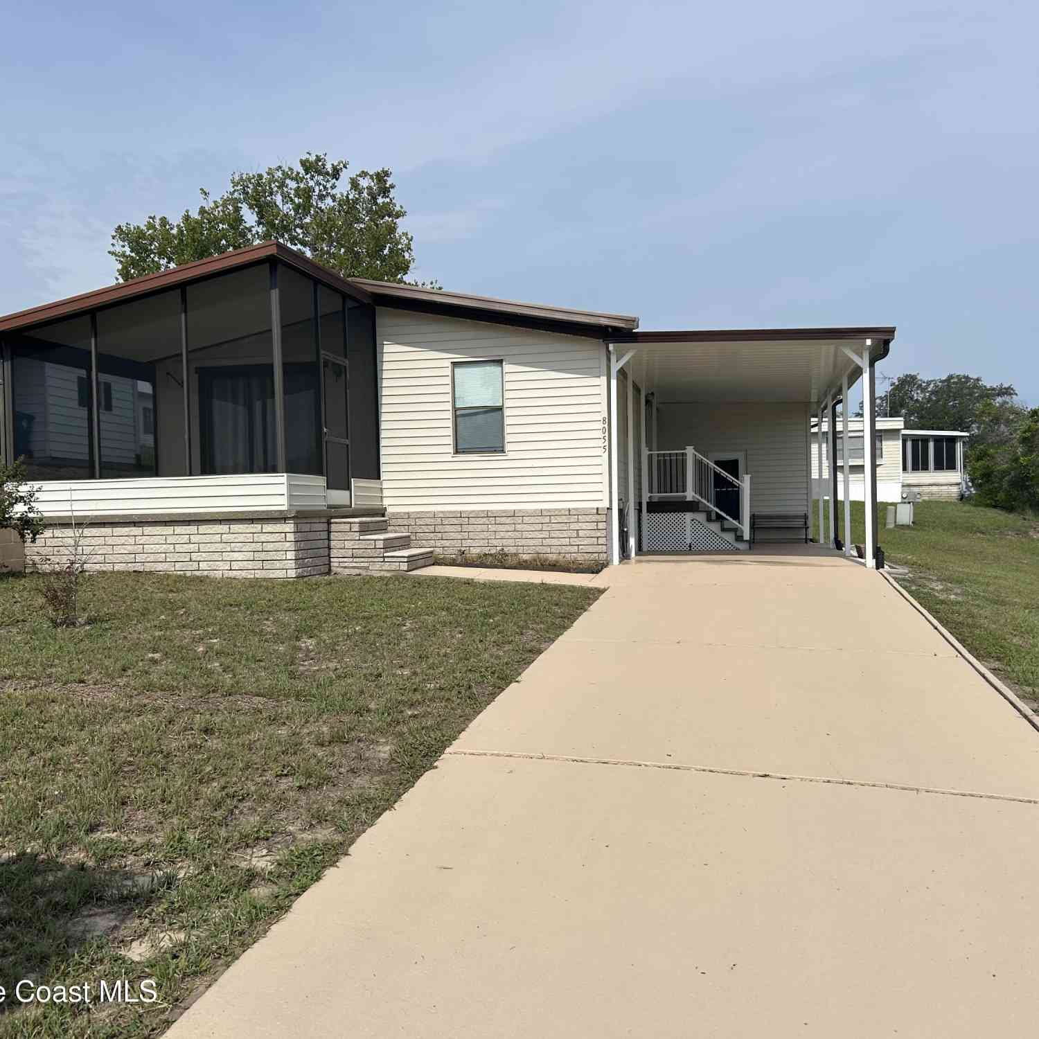 Mobile Home For Sale - 8055 Tower Street<br/> Hernando County, Brooksville, FL 34613
