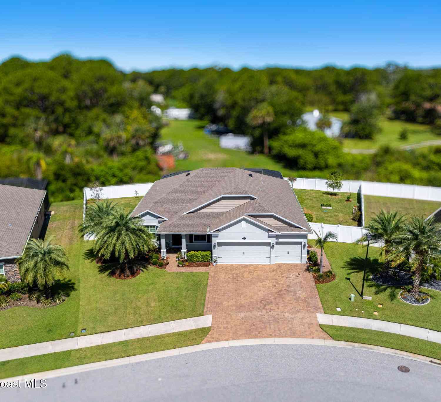 Homes For Sale - 4850 Hebron Drive<br/> Merritt Island, FL 32953