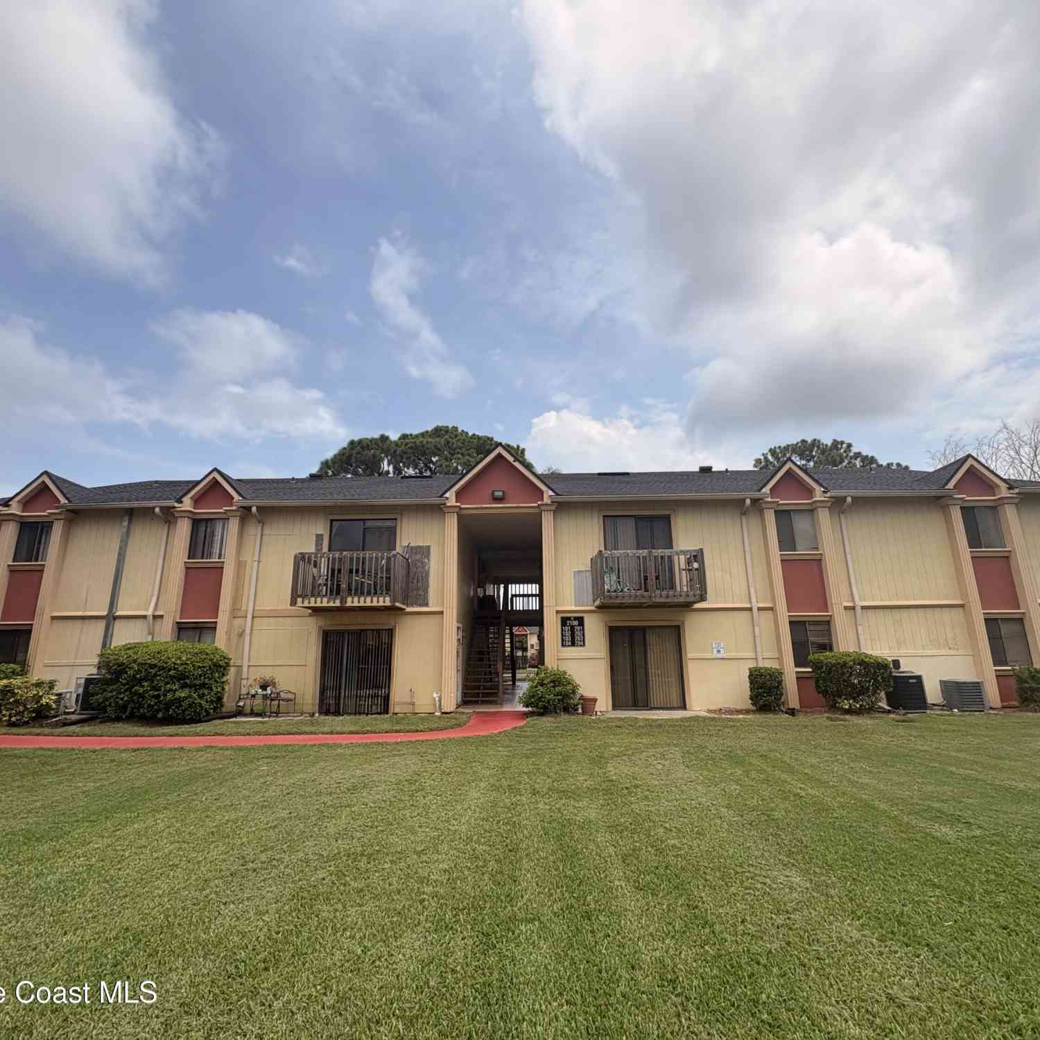 Condo For Sale - 2100 Forest Knoll Drive #00-102<br/> Brevard County, Palm Bay, FL 32905
