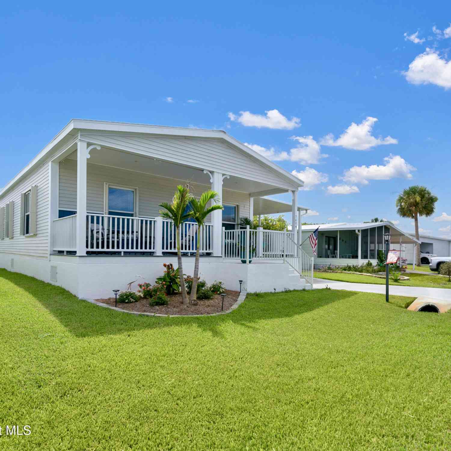 Mobile Home For Sale - 7604 Boxelder Road<br/> Brevard County, Micco, FL 32976
