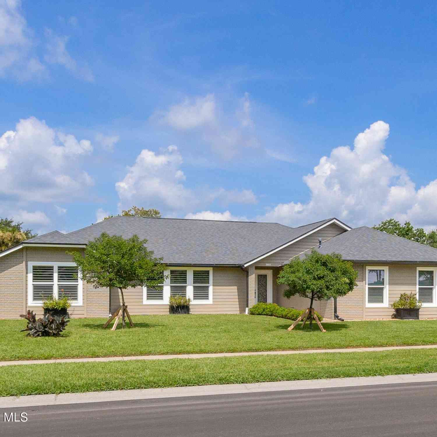 Homes For Sale - 2602 Kingsmill Avenue<br/> Brevard County, Melbourne, FL 32934
