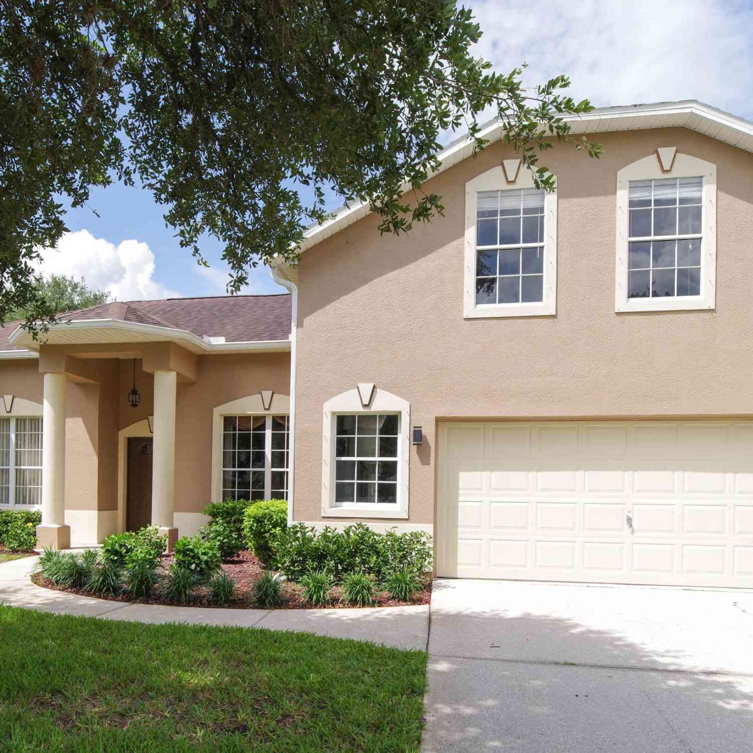 Homes For Sale - 1916 Windbrook Drive<br/> Brevard County, Palm Bay, FL 32909