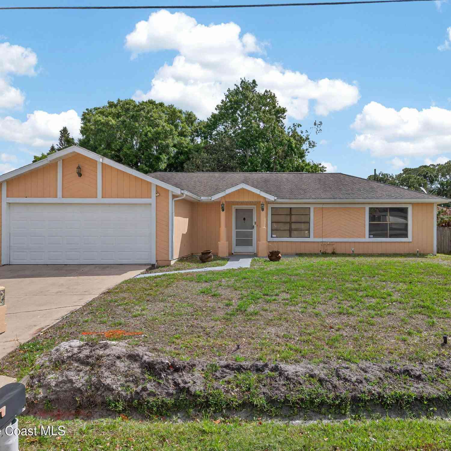 Homes For Sale - 971 Gannet Avenue<br/> Brevard County, Palm Bay, FL 32907