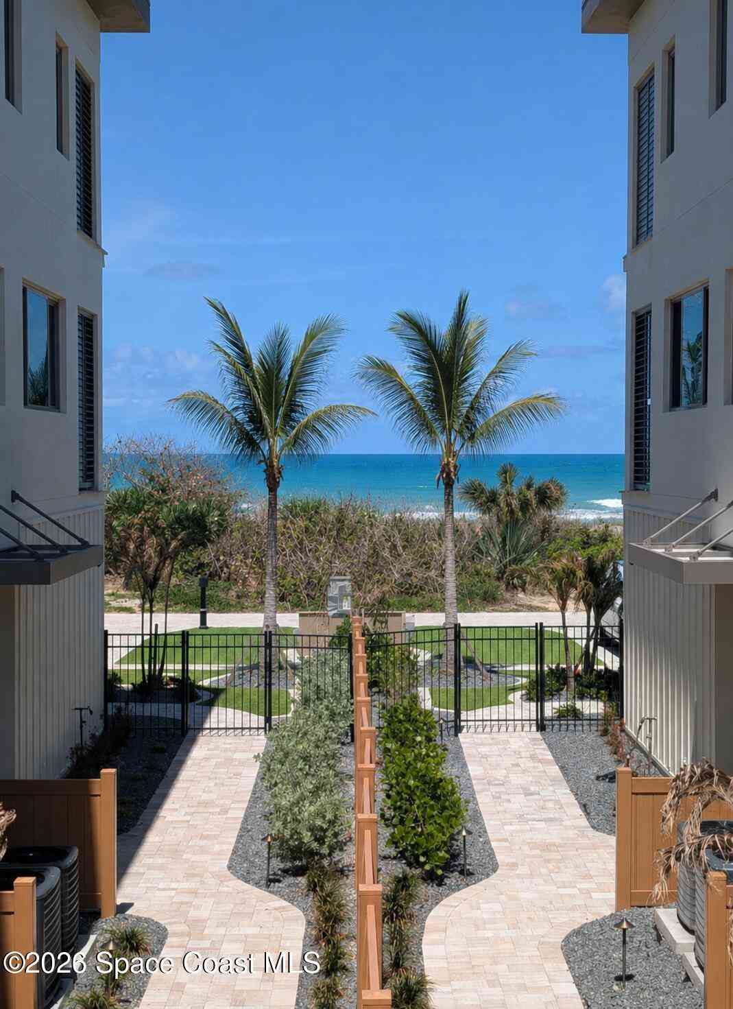 Condo For Sale - 1011 S Miramar Avenue #UNIT 6<br/> Indialantic, FL 32903