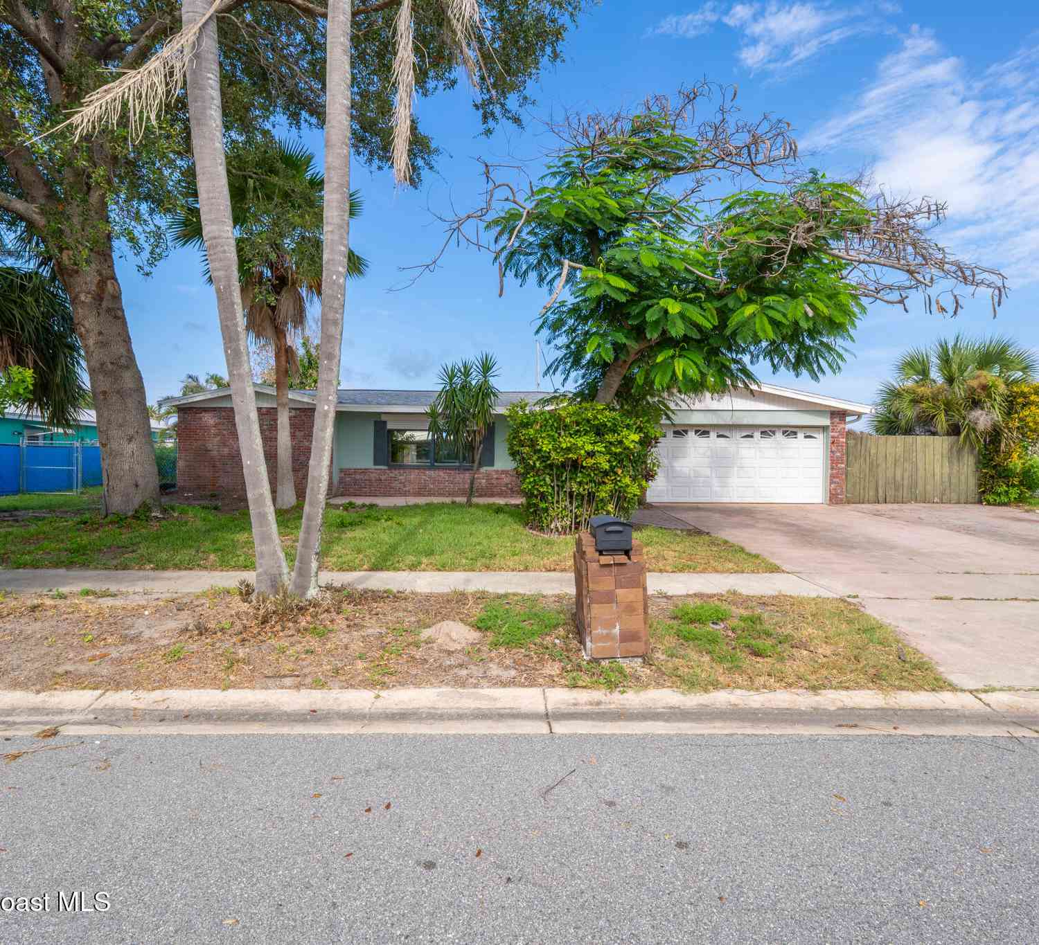 Homes For Sale - 432 Finch Drive<br/> Satellite Beach, FL 32937