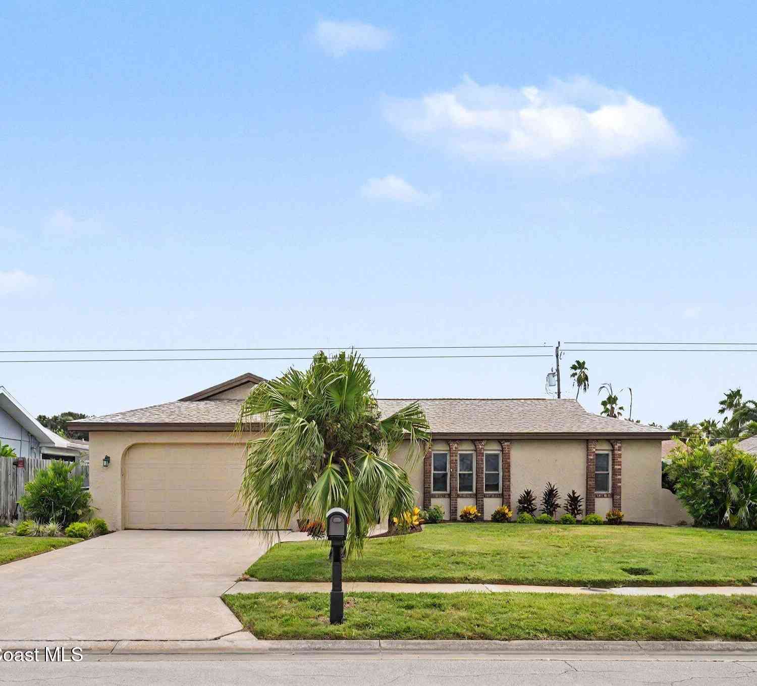 Homes For Sale - 775 Poinsetta Drive<br/> Satellite Beach, FL 32937