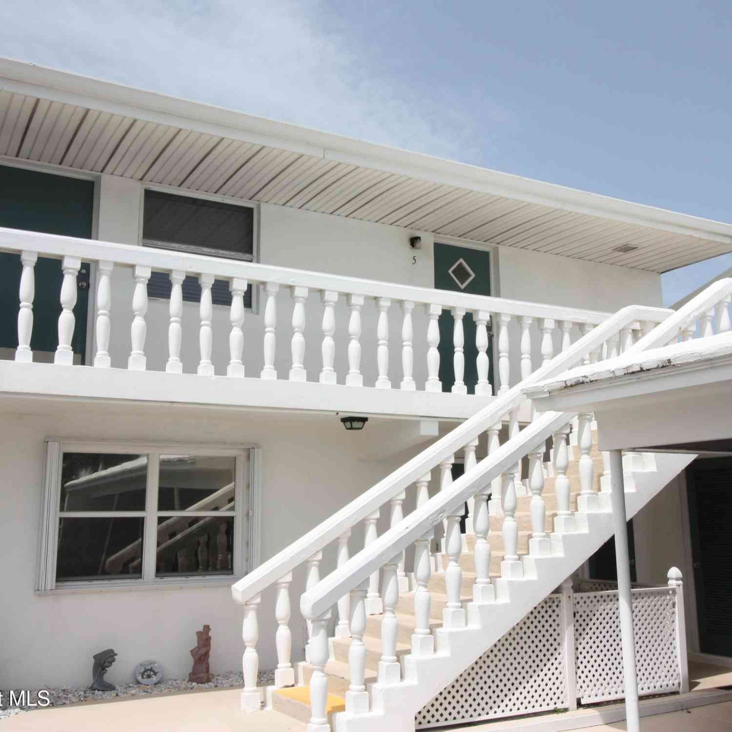 Condo For Rent - 2186 Highway A1a #B5<br/> Indian Harbour Beach, FL 32937