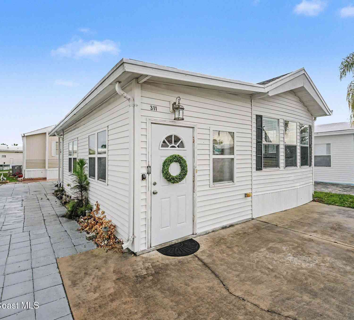 Mobile Home For Sale - 311 Akron Way<br/> Rockledge, FL 32955