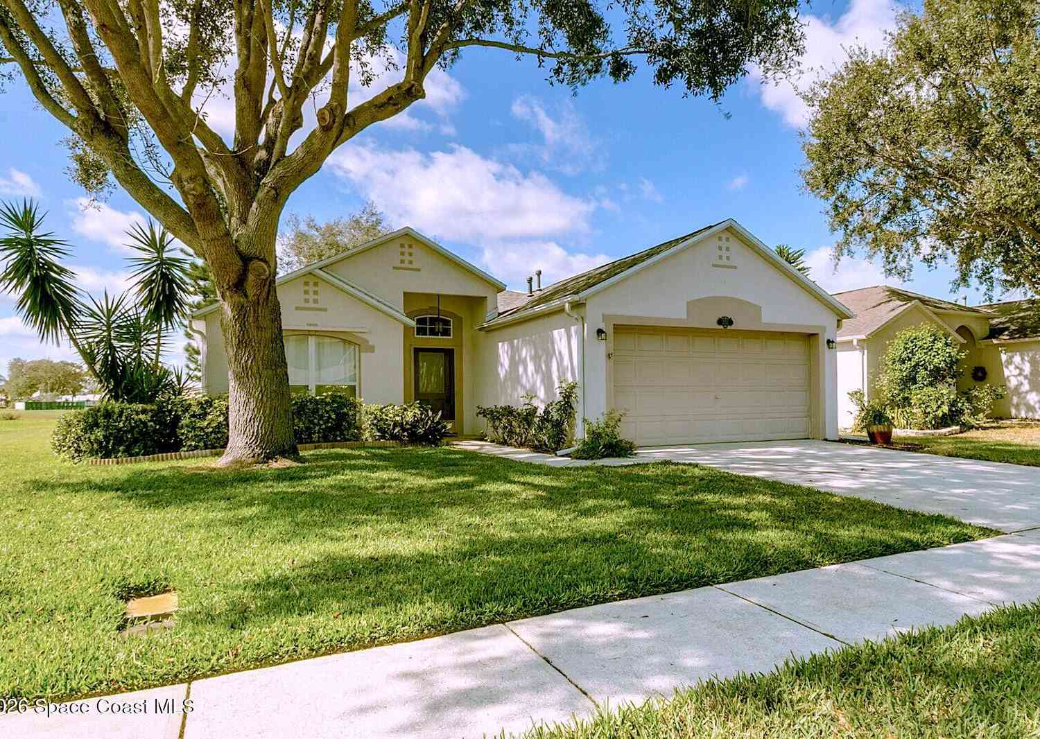 Homes For Rent - 2152 Spring Creek Circle<br/> Palm Bay, FL 32905