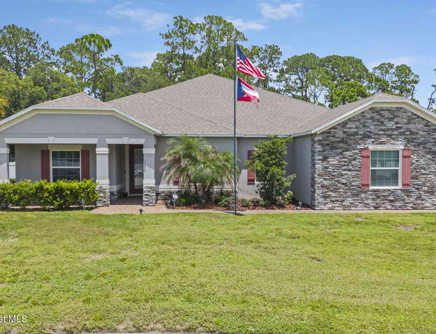 Homes For Sale - 3650 Breezy Point Lane<br/> Cocoa, FL 32926