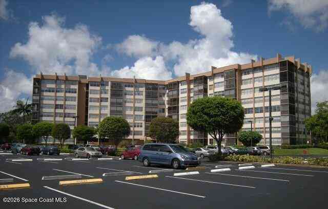 Condo For Sale - 900 Saint Charles Place #215<br/> Pembroke Pines, FL 33024