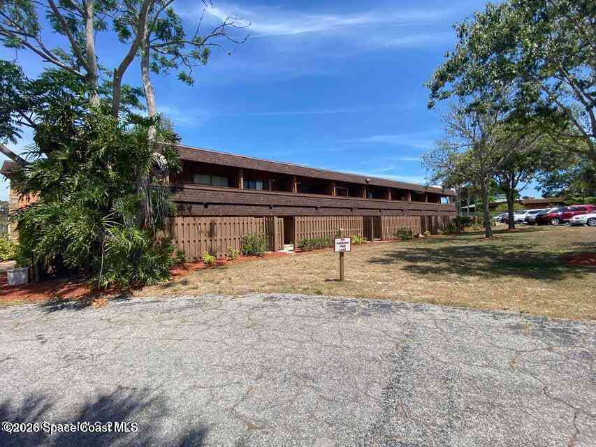 Condo For Rent - 2180 Country Club Drive #208<br/> Titusville, FL 32780