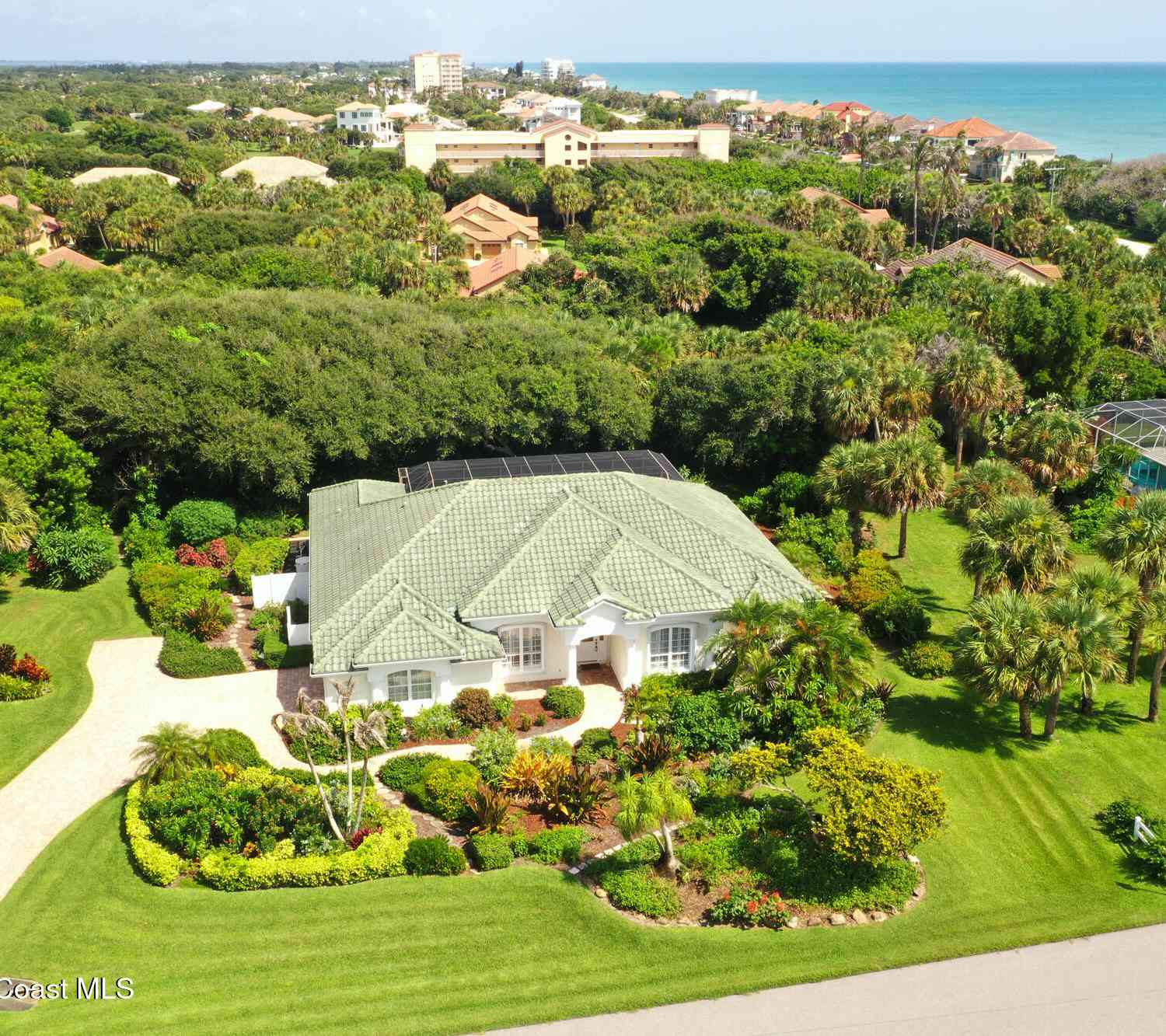 Homes For Sale - 120 Bayshore Drive<br/> Melbourne Beach, FL 32951