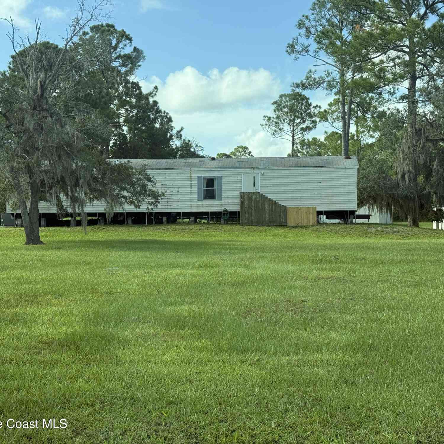 Mobile Home For Sale - 5185 Gandy Road<br/> Mims, FL 32754