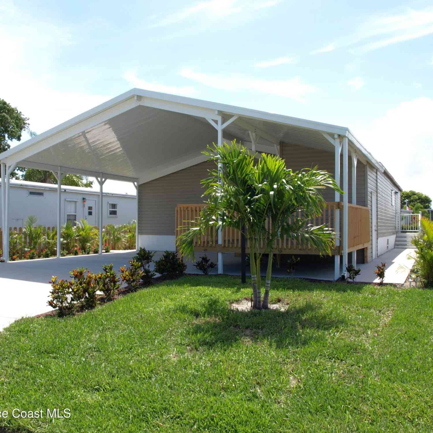 Mobile Home For Rent - 709 Lark Drive<br/> Barefoot Bay, FL 32976