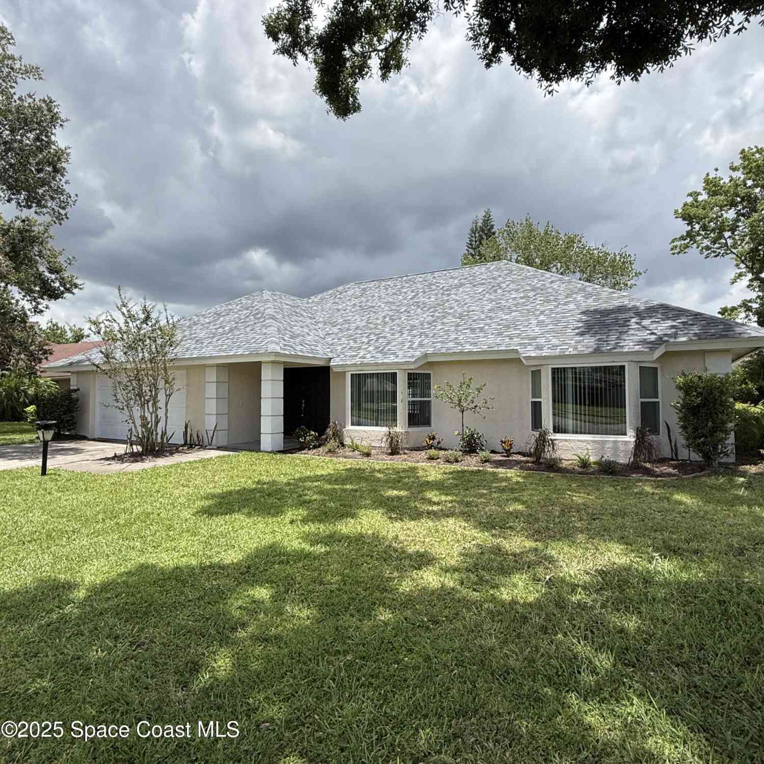 Homes For Rent - 2180 Vista Terrace<br/> Titusville, FL 32780