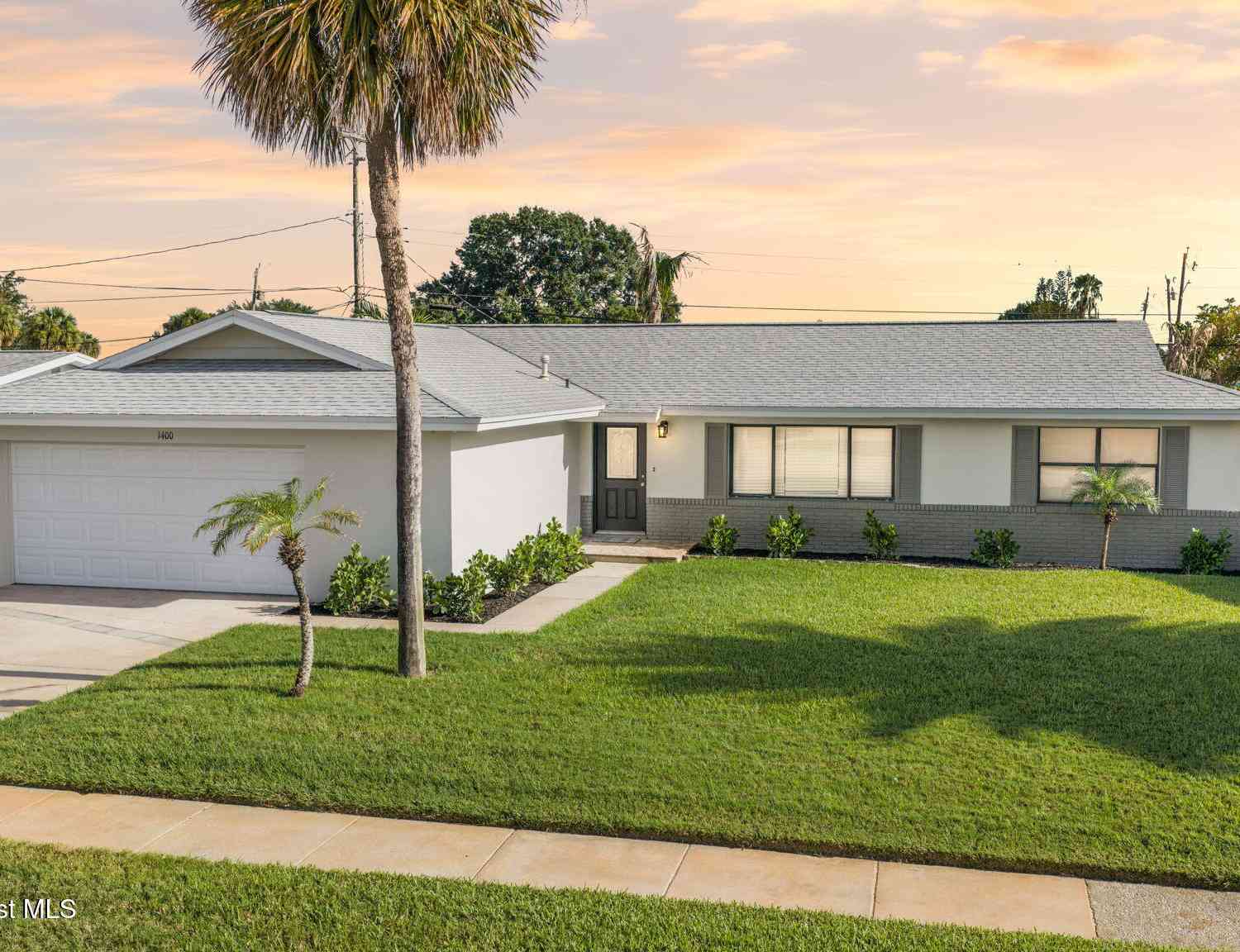 Homes For Sale - 1400 Eddy Street<br/> Merritt Island, FL 32952