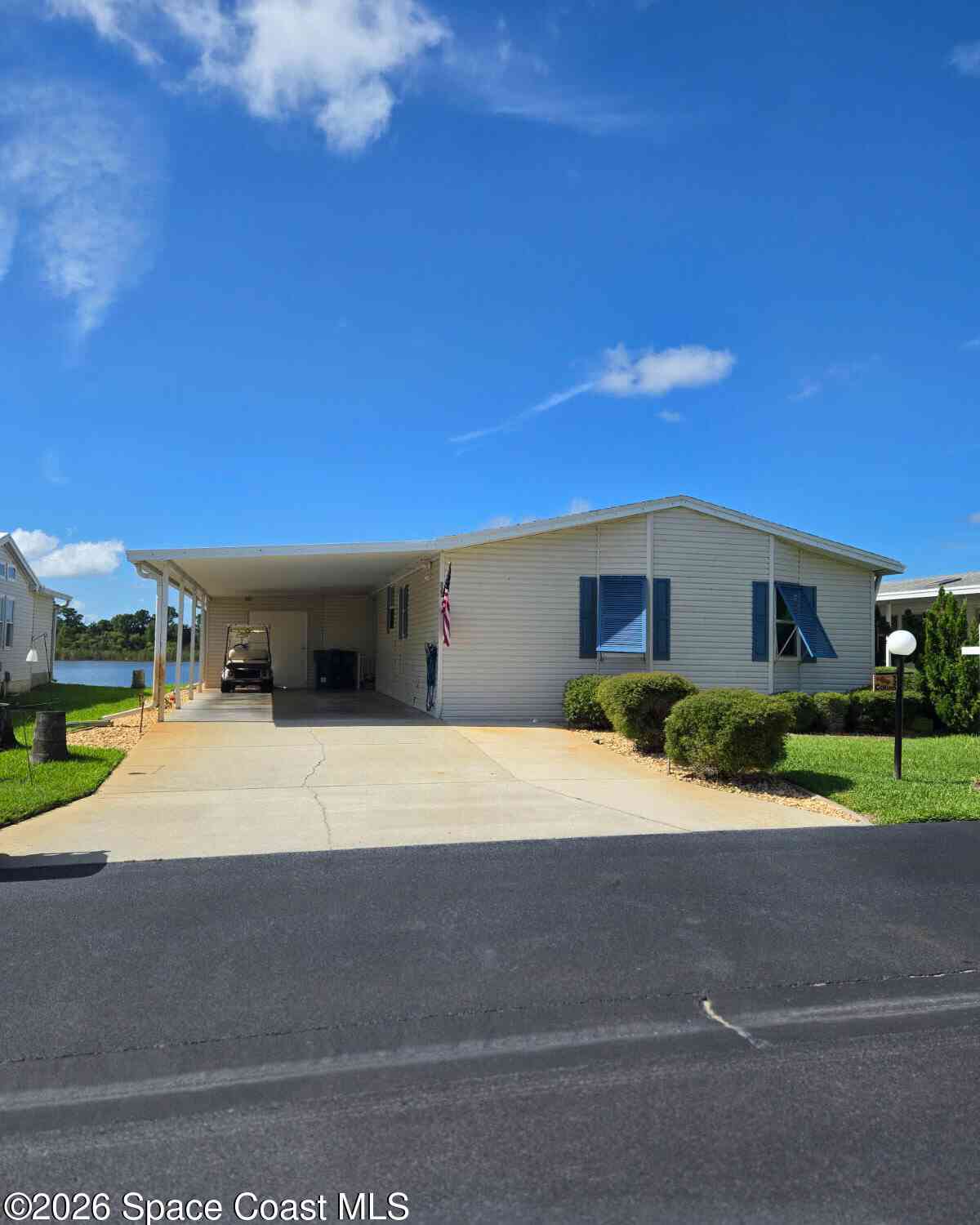 Mobile Home For Sale - 325 Meridian Run Drive #300<br/> Cocoa, FL 32926