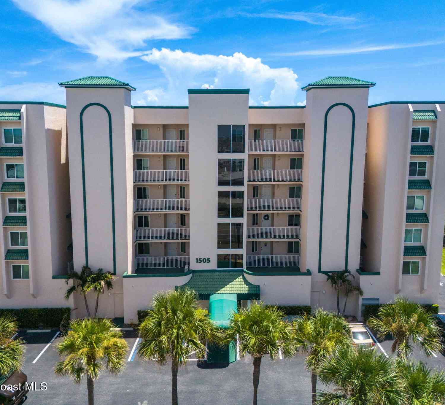 Condo For Sale - 1505 N Highway A1a #302<br/> Indialantic, FL 32903