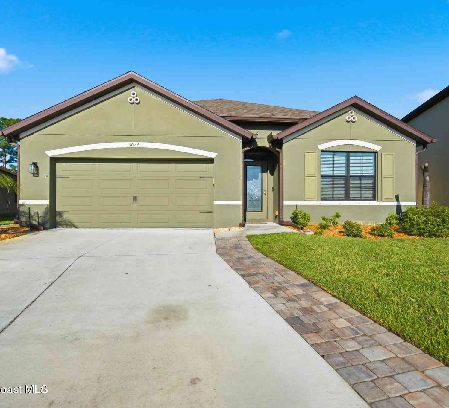 Homes For Sale - 6024 Orsino Lane<br/> Cocoa, FL 32926