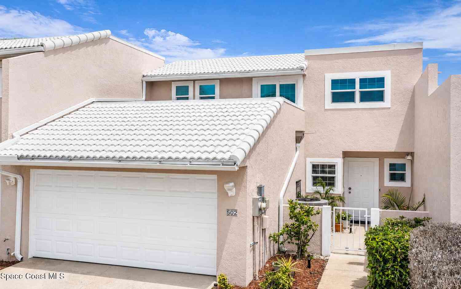 Townhouse For Sale - 502 Majorca Court<br/> Satellite Beach, FL 32937