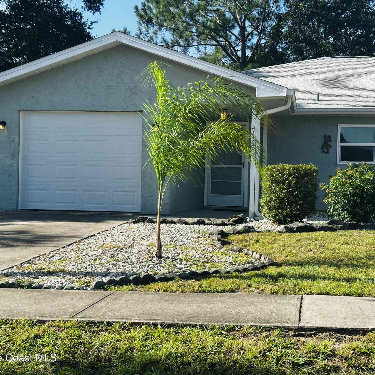 Townhouse For Rent - 3401 Willis Drive<br/> Brevard County, Titusville, FL 32796