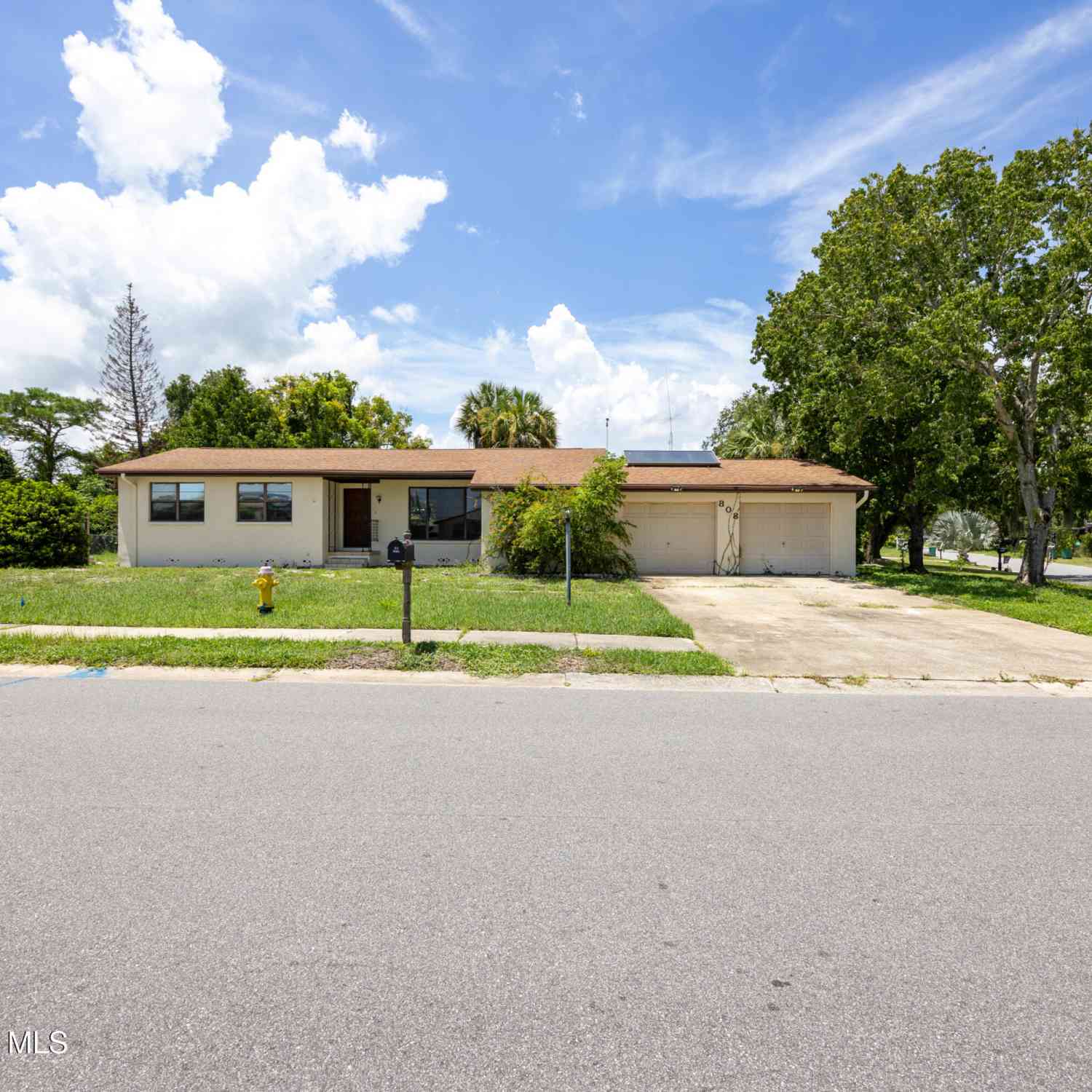 Homes For Sale - 808 Kensington Drive<br/> Cocoa, FL 32922