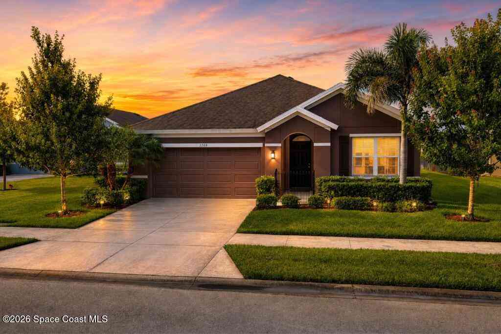 Homes For Sale - 2709 Granville Manor<br/> Indian River County, Vero Beach, FL 32968