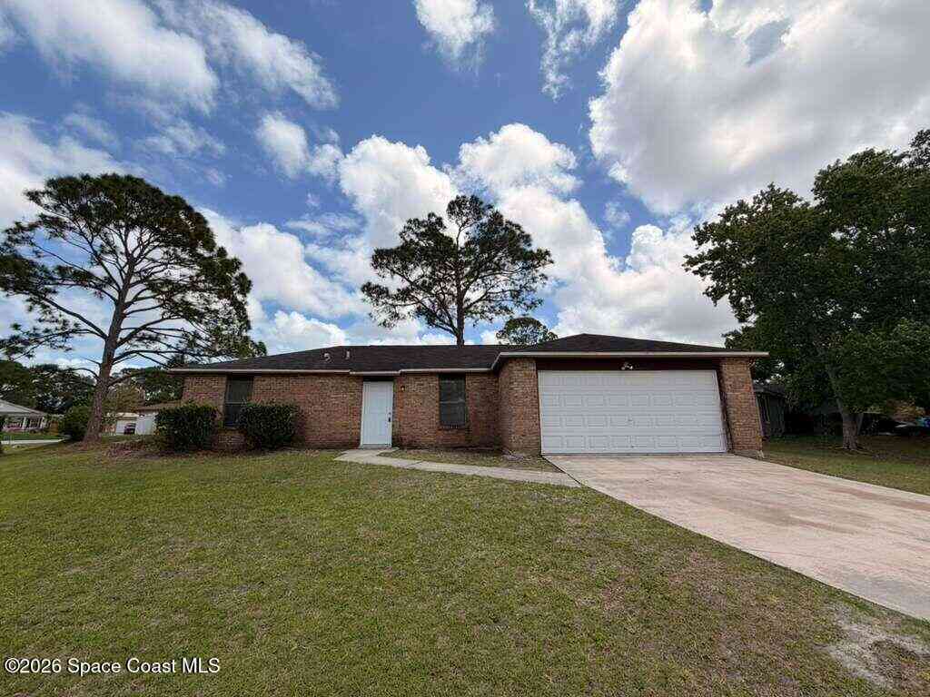 Homes For Rent - 1395 Cox Avenue<br/> Brevard County, Palm Bay, FL 32907