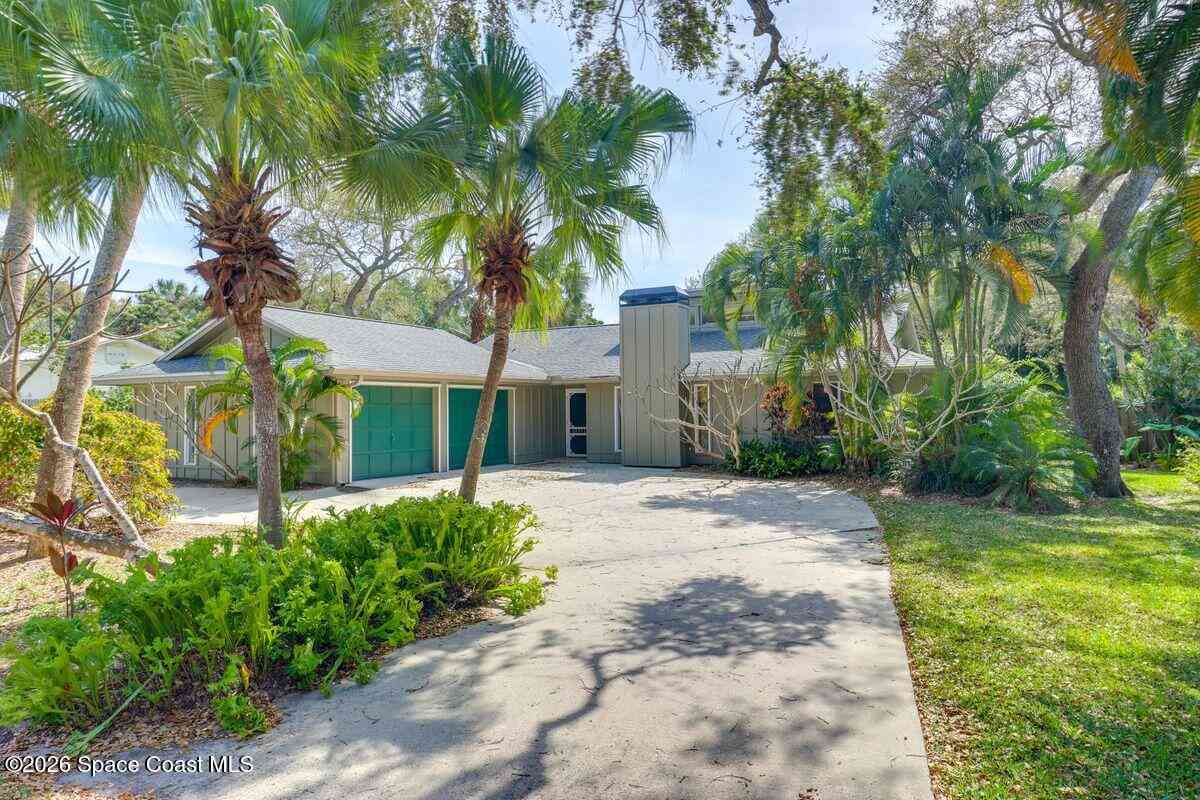 Homes For Sale - 113 Margarita Road<br/> Melbourne Beach, FL 32951
