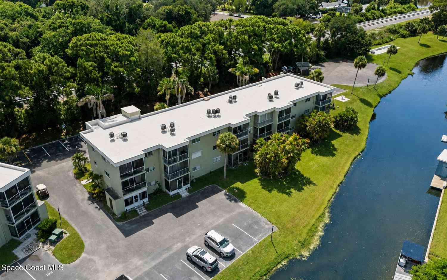 Condo For Sale - 1001 W Eau Gallie Boulevard #335<br/> Melbourne, FL 32935