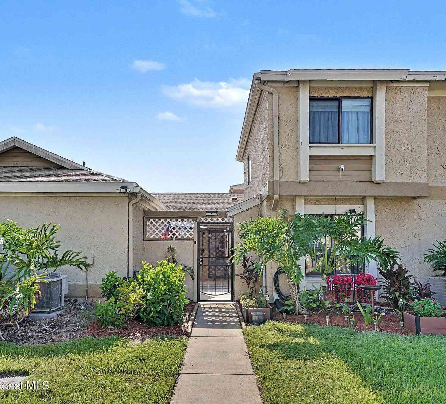 Townhouse For Sale - 1451 Sheafe Avenue #109<br/> Palm Bay, FL 32905