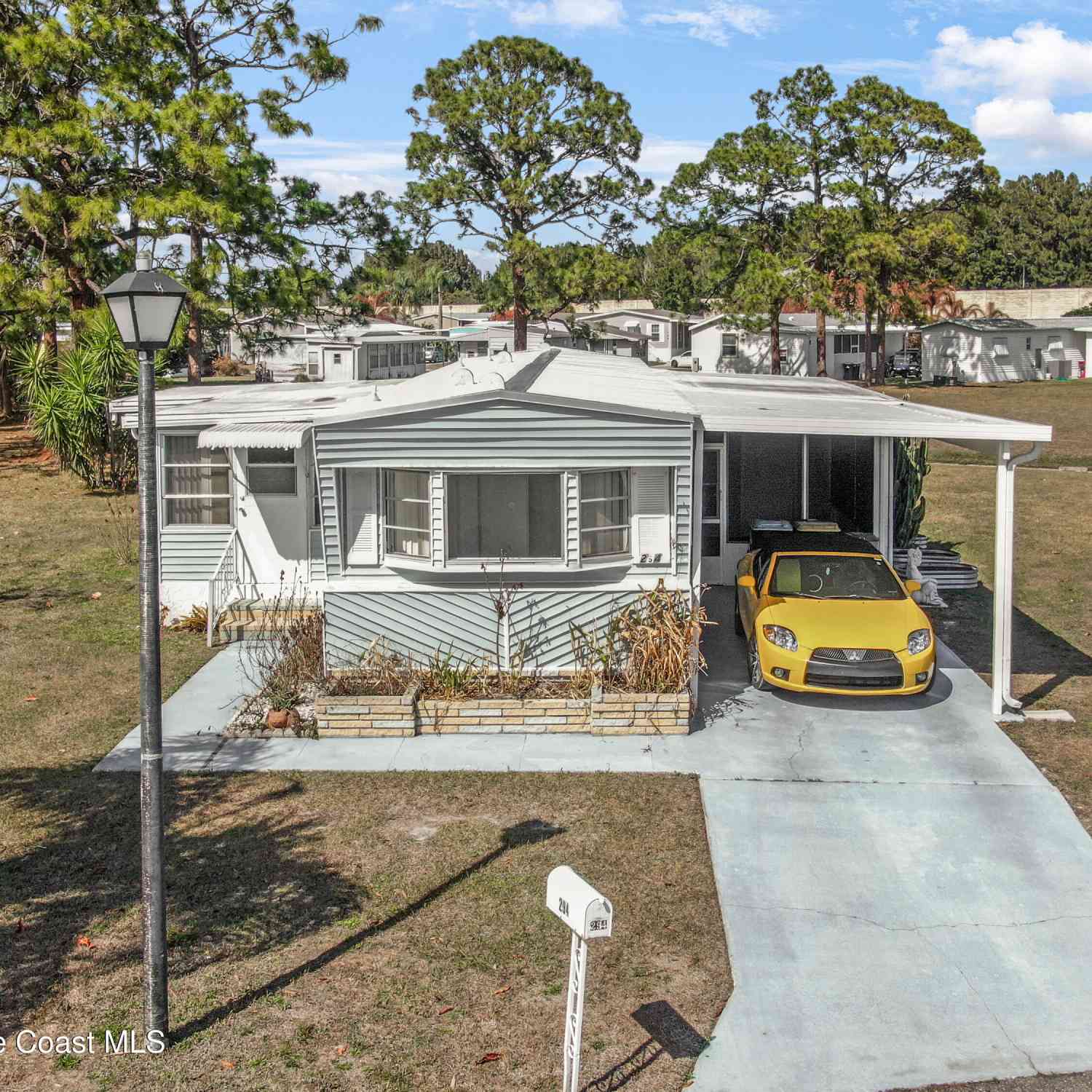 Mobile Home For Sale - 294 Fantasy Court<br/> Brevard County, Palm Bay, FL 32907