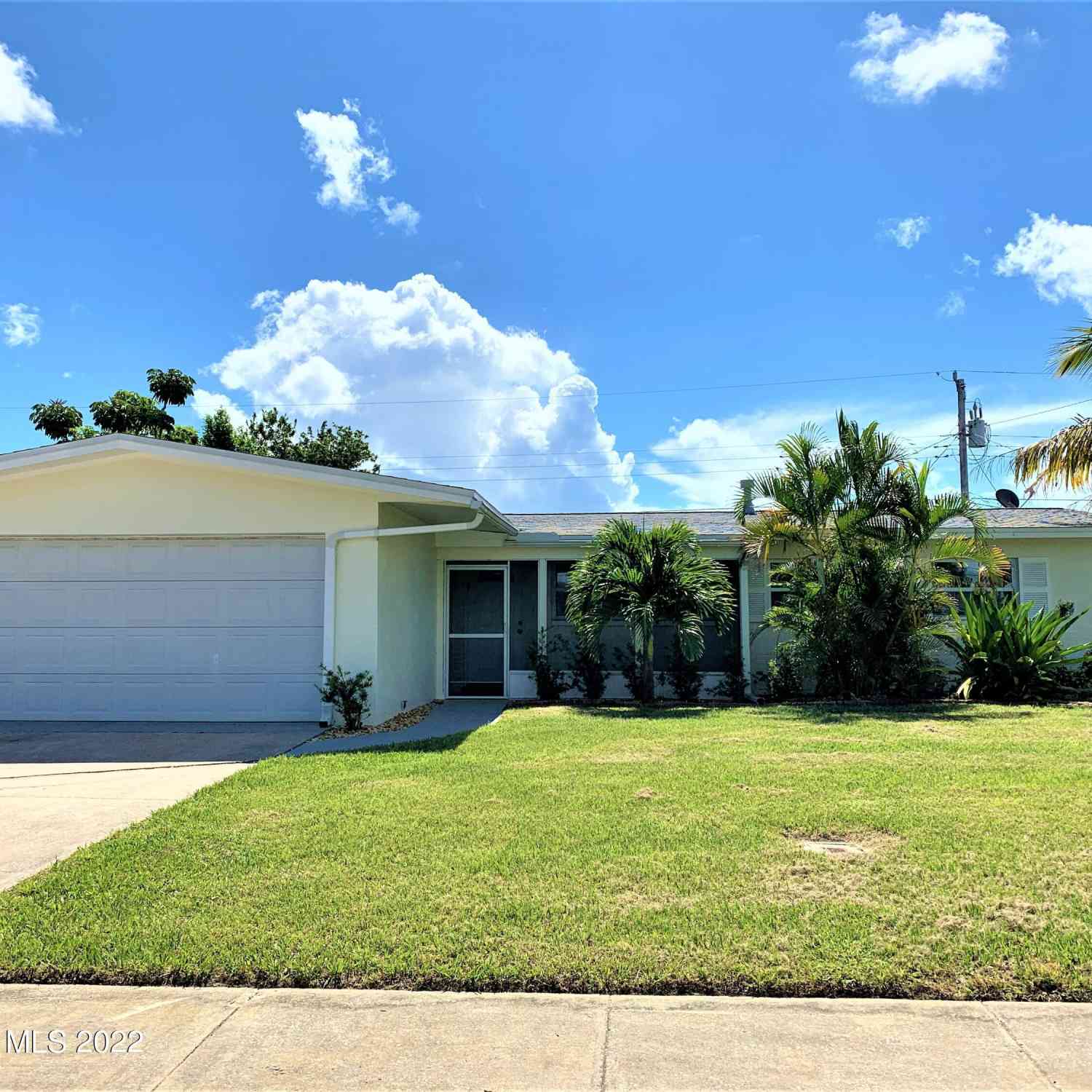 Homes For Rent - 810 1st Street<br/> Merritt Island, FL 32953